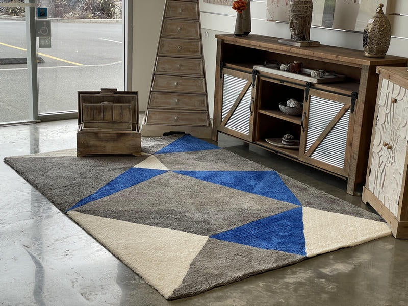 Amara Rug Solitaire Grey Silver Ivory And Jelly Blue