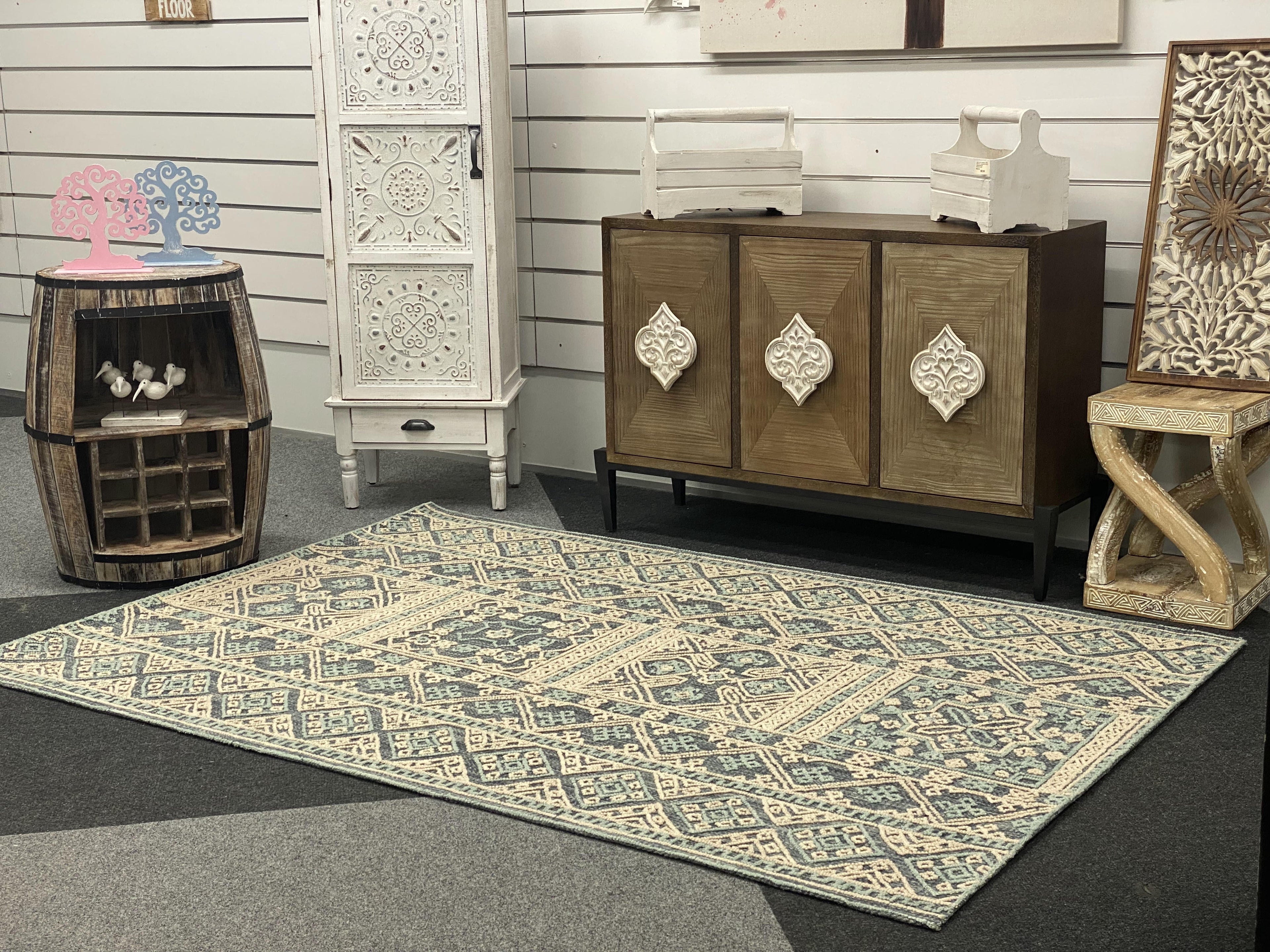 Kellyville Maya Rug Beige Charcoal