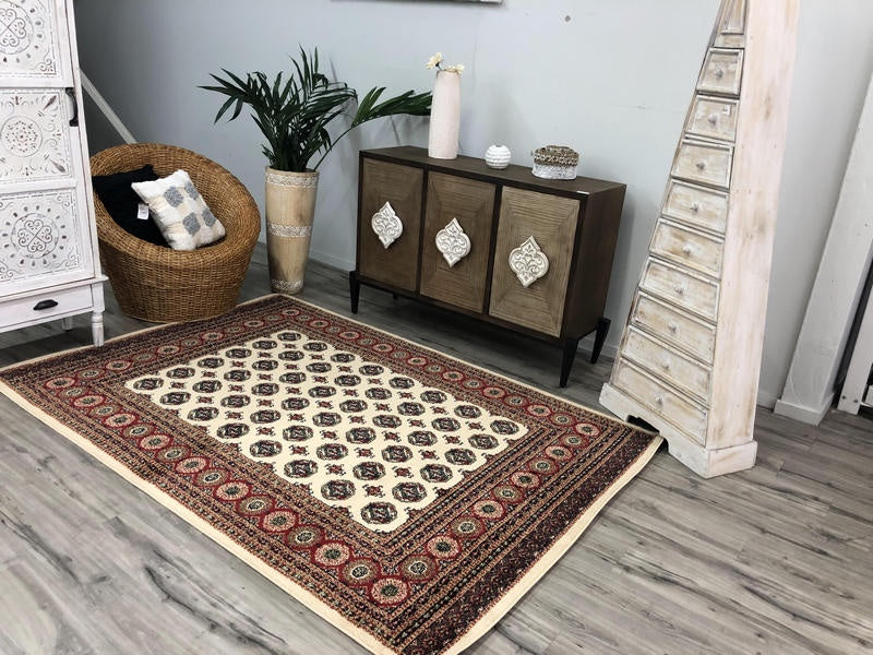 Hariri Archie White Rug