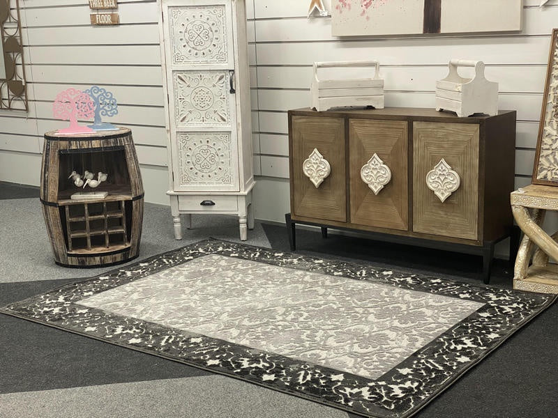 Alicia Rug Ellinas Grey And Silver