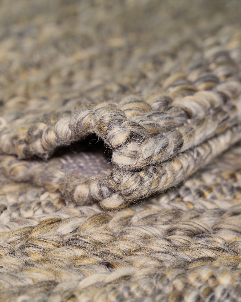 Ayali Wool Handwoven Carbon Rug