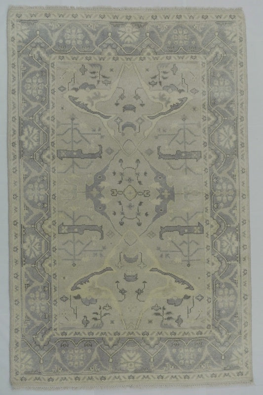 Oushak Rug 156 x 235 cm
