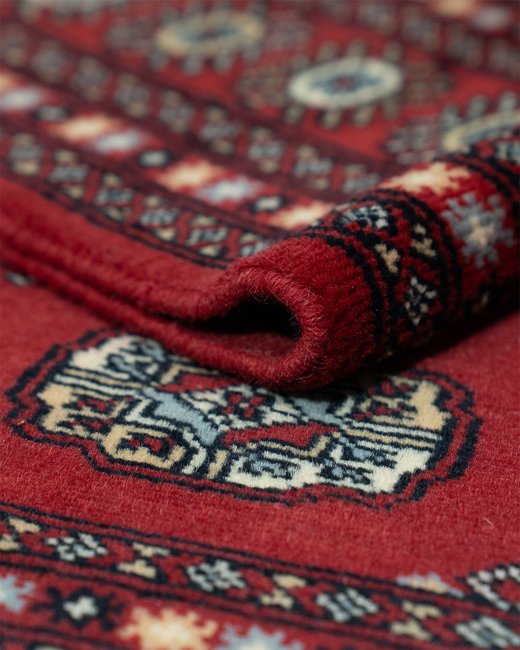 Psd495 Bokhara Rug 247 x 170 cm