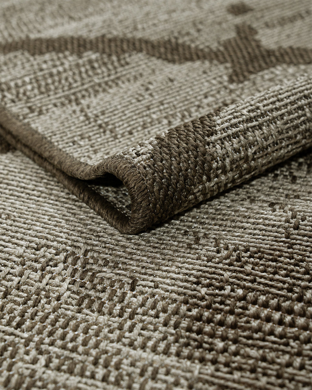 Assam Rug Thrissur Smoky