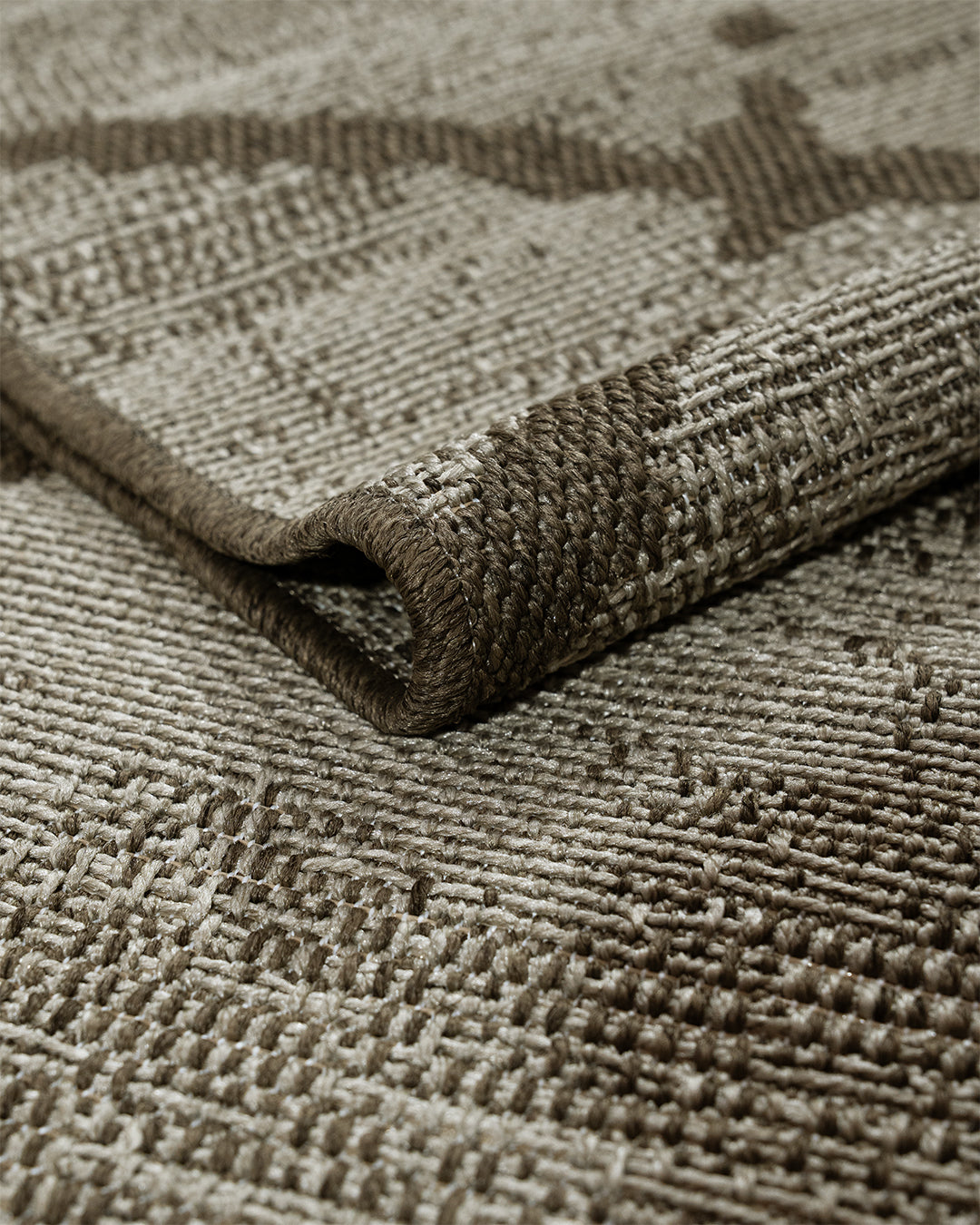 Assam Rug Thrissur Smoky