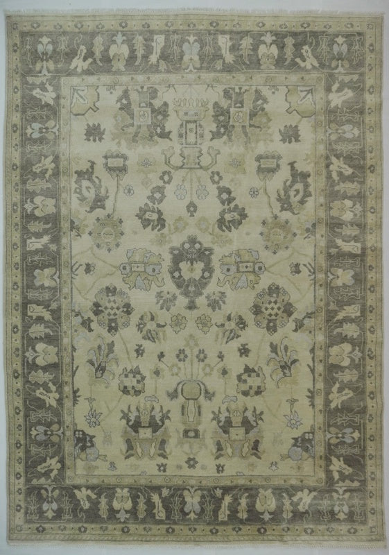 Oushak Rug 269 x 365 cm