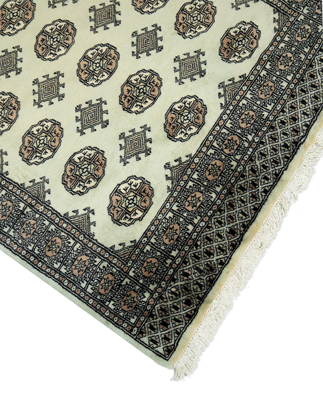 Bokhara Rug 177 x 122 cm