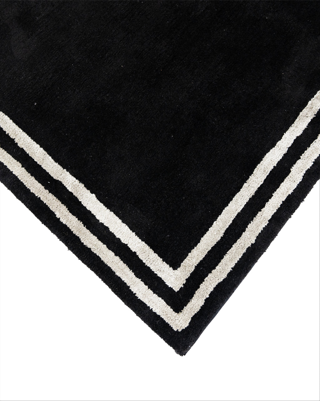Amara Rug Dual Bound Black And Silver