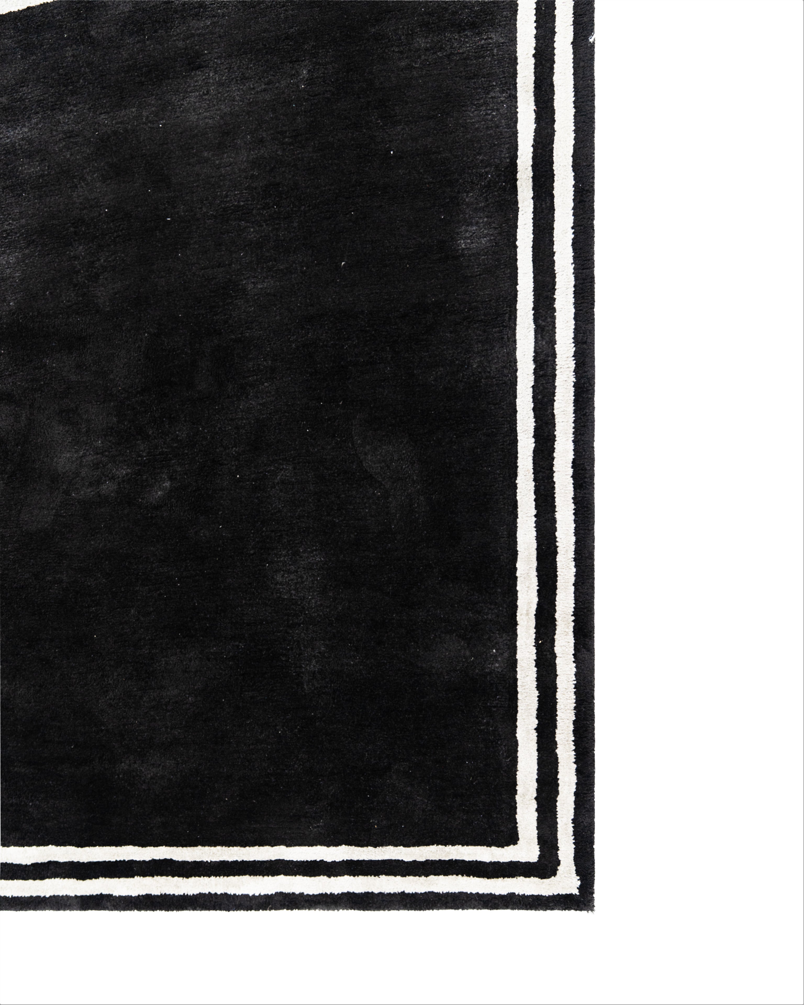 Amara Rug Dual Bound Black And Silver
