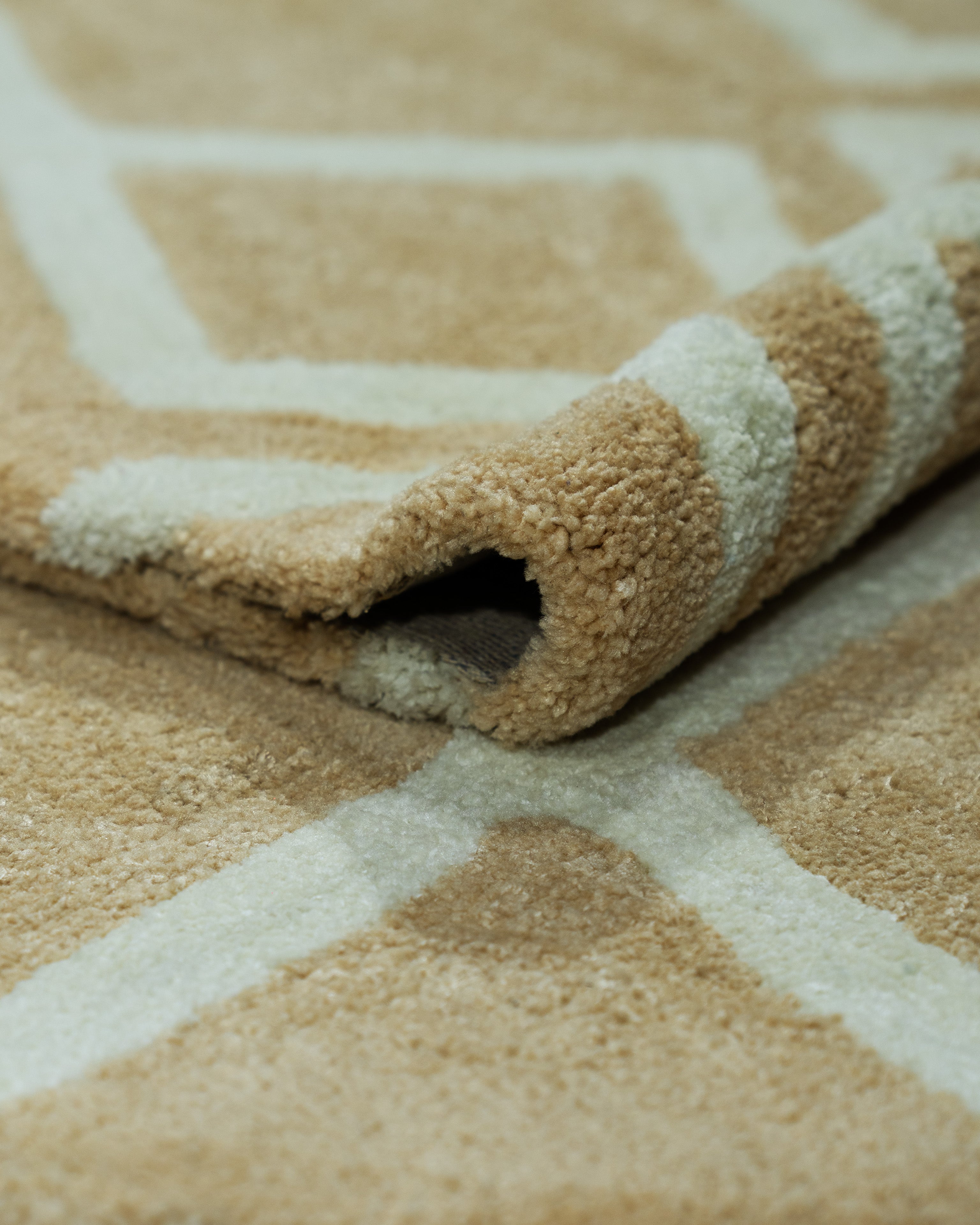 Amara Rug Quad Beige And Ivory