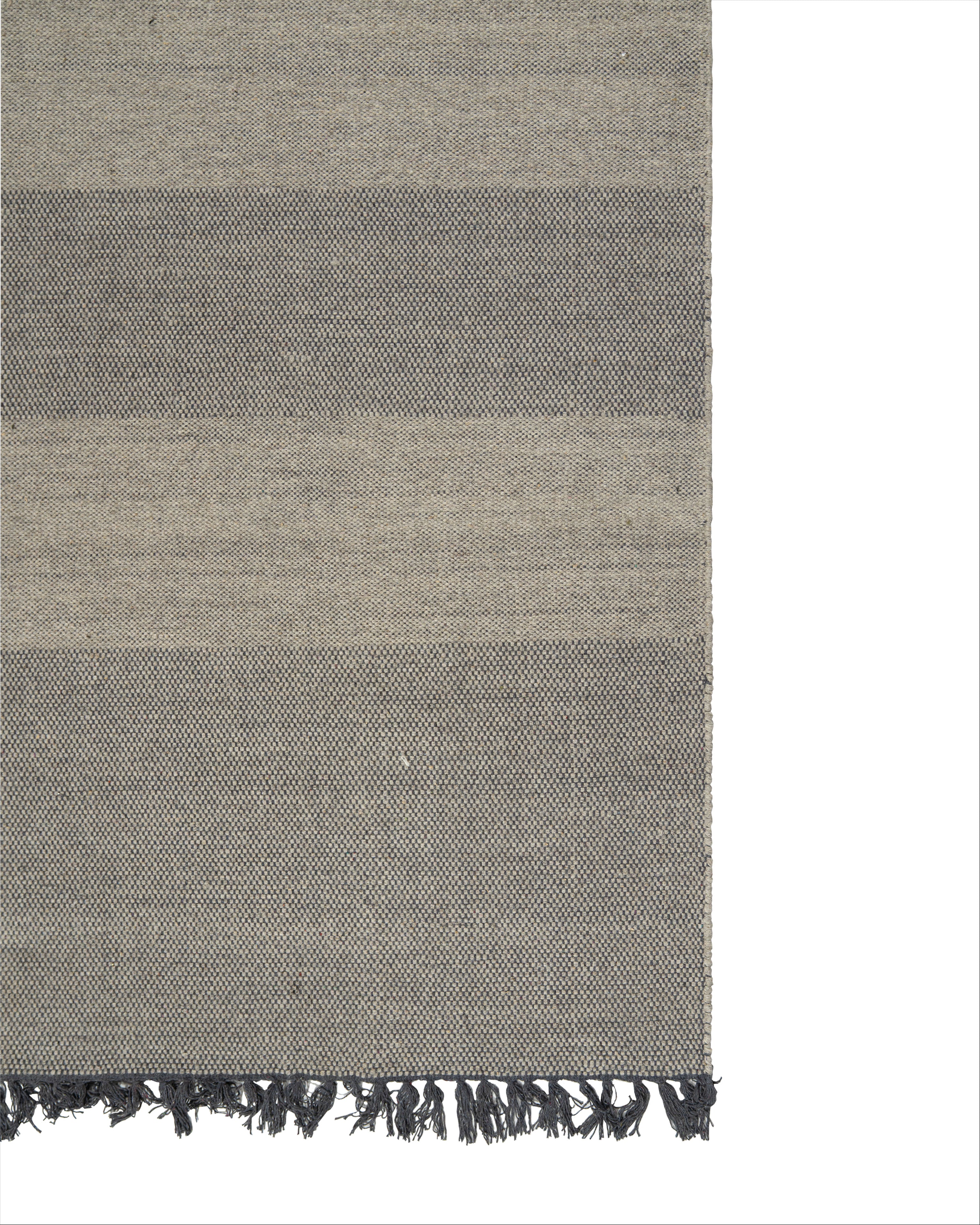 Dakha Wool Handwoven Silver Rug