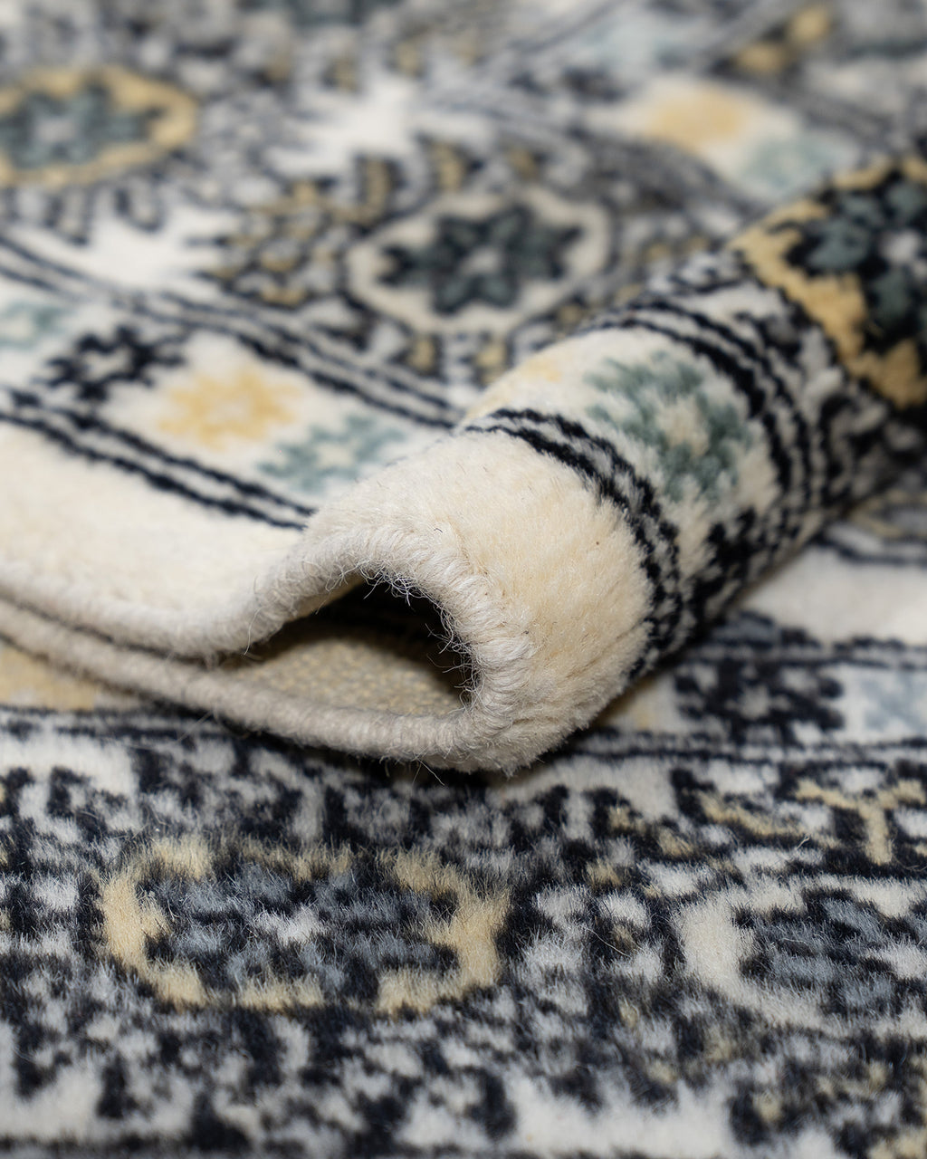 Psd458 Bokhara Rug 152 x 96 cm