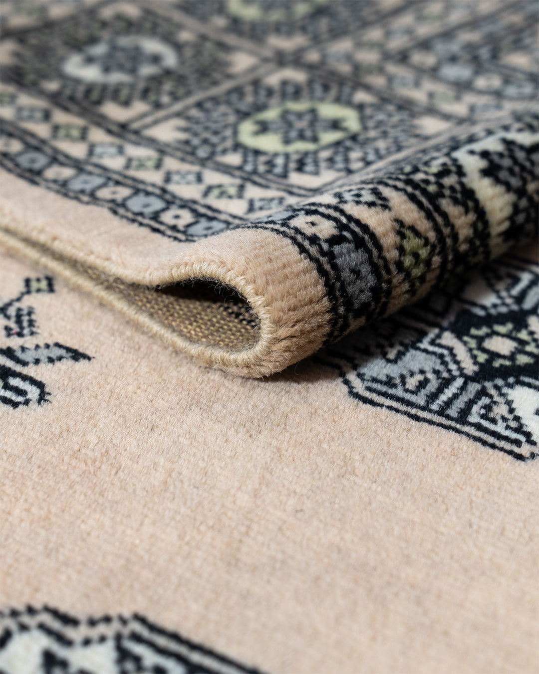 Psd428 Bokhara Rug 245 x 157 cm