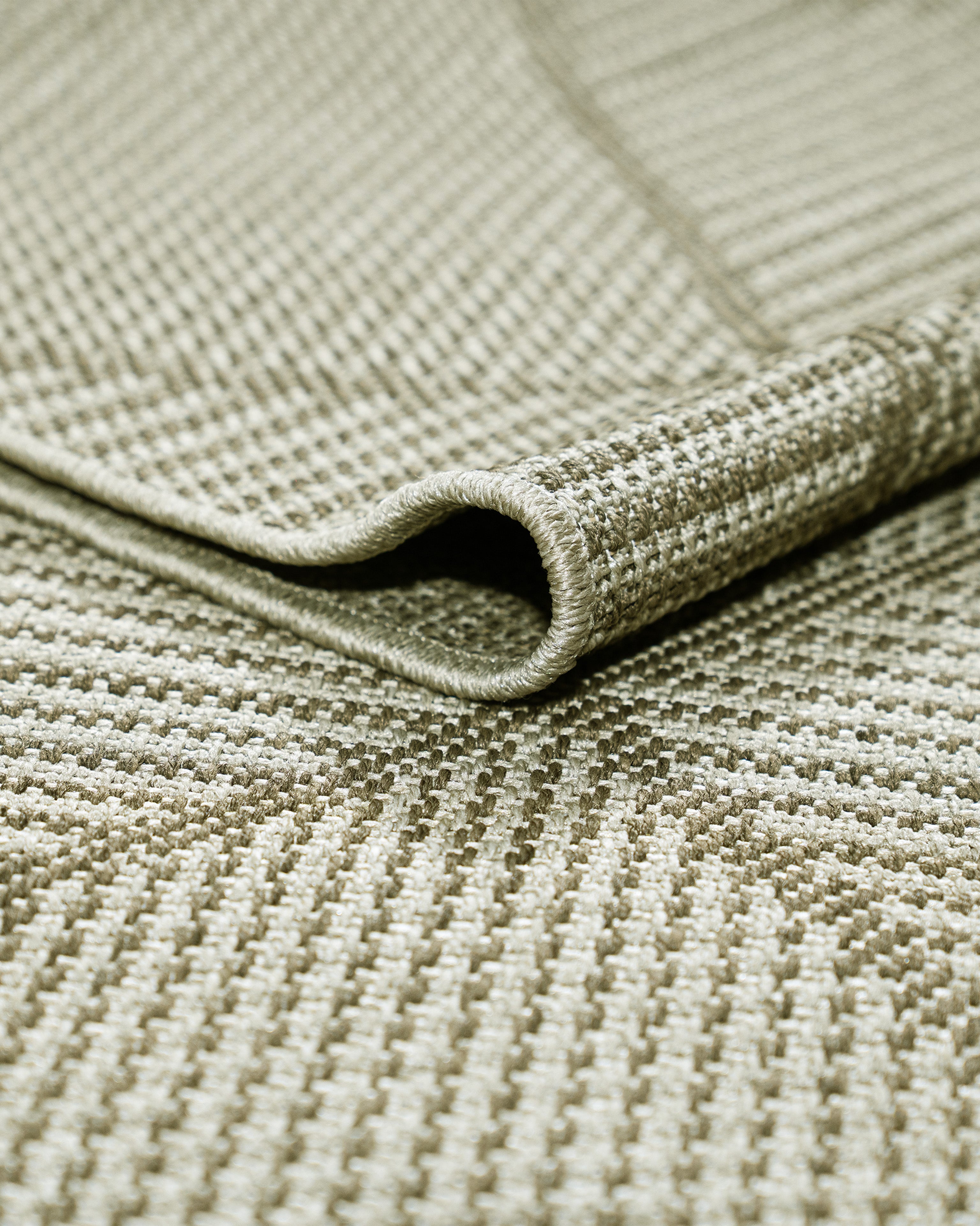 Assam Rug Kollam Smoky