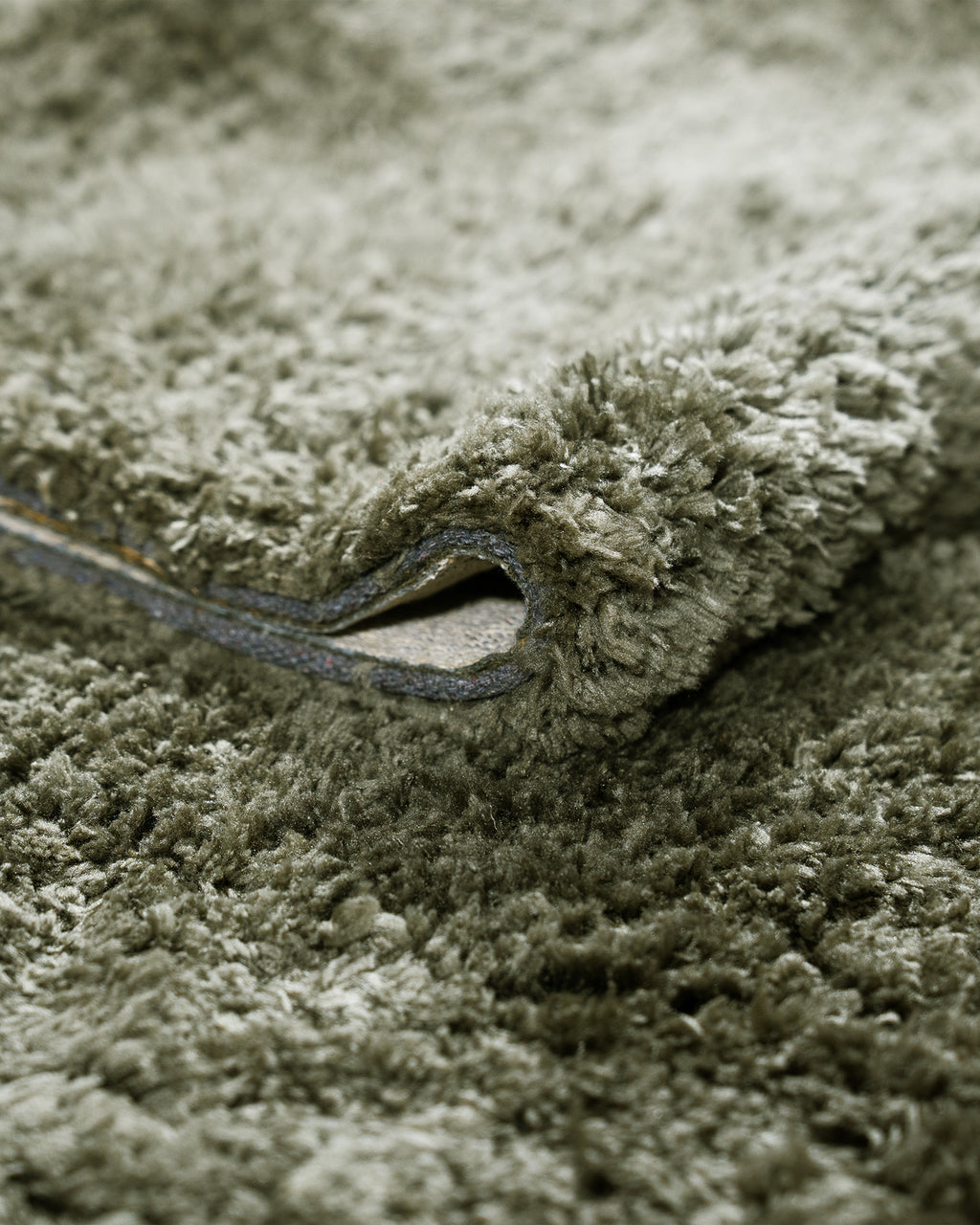 Feather Shaggy Rug Silver