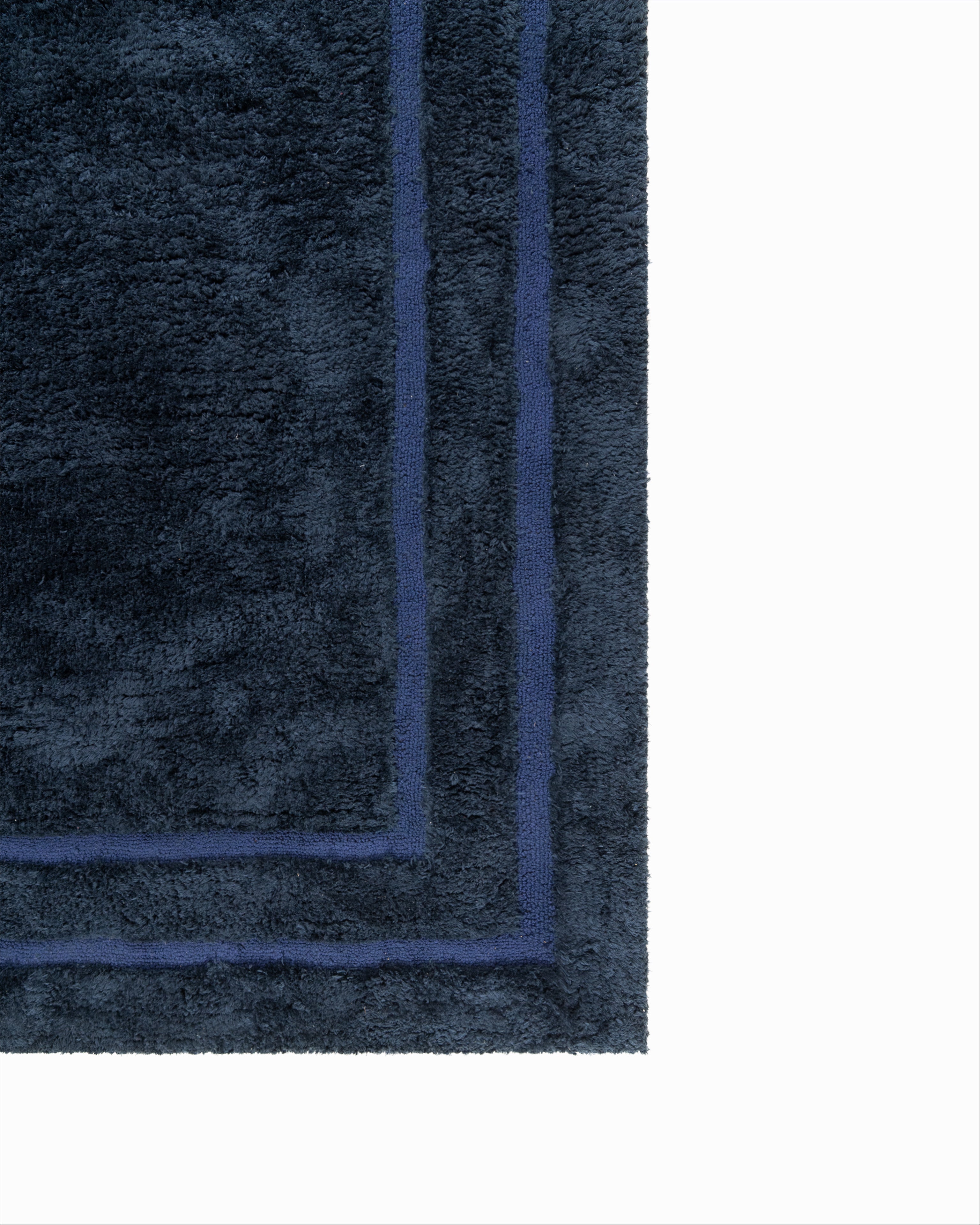 Feather Deco Rug Brick Ink Blue