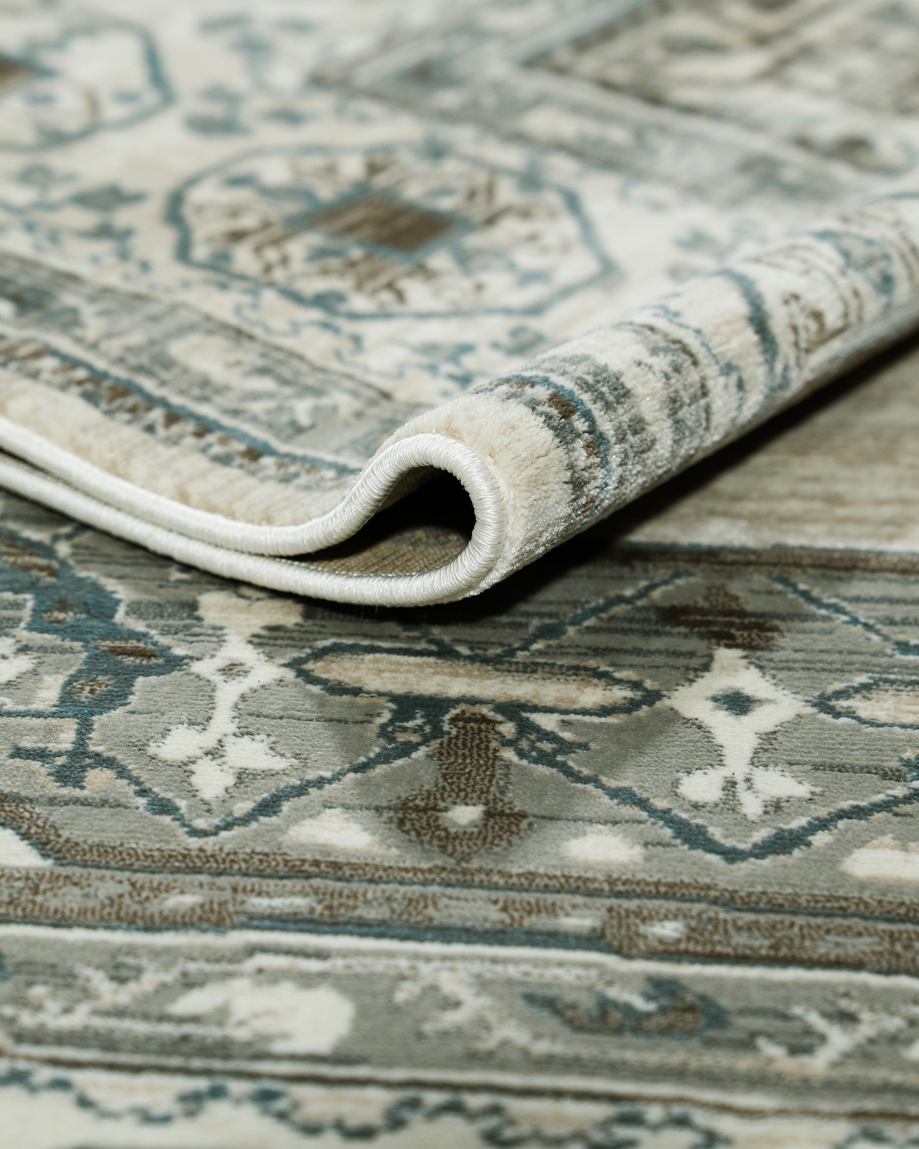 Kohinoor Amboy Rug 935RN8W
