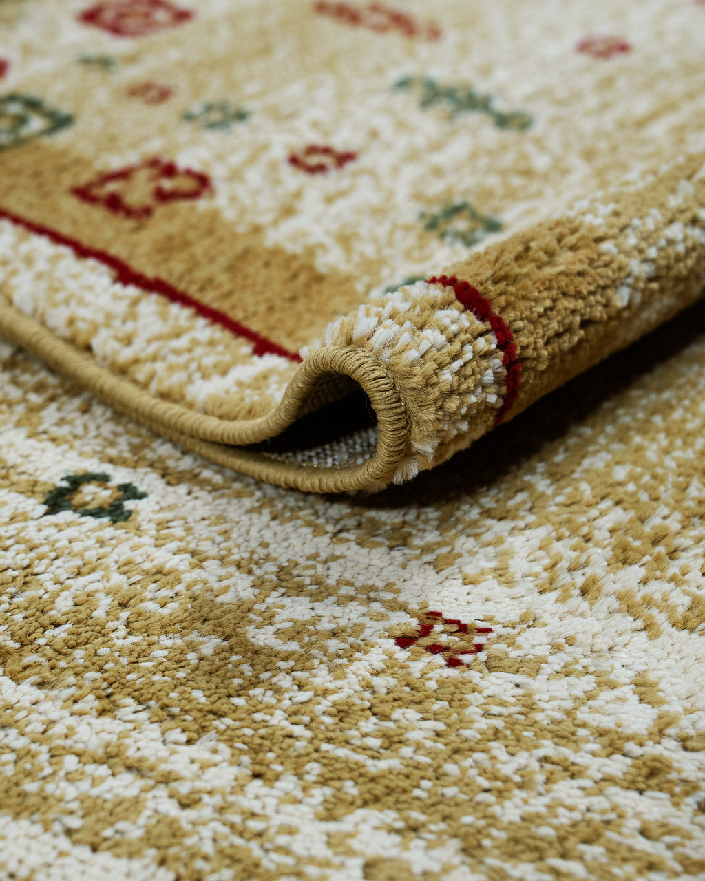 Hariri Sanya White Rug