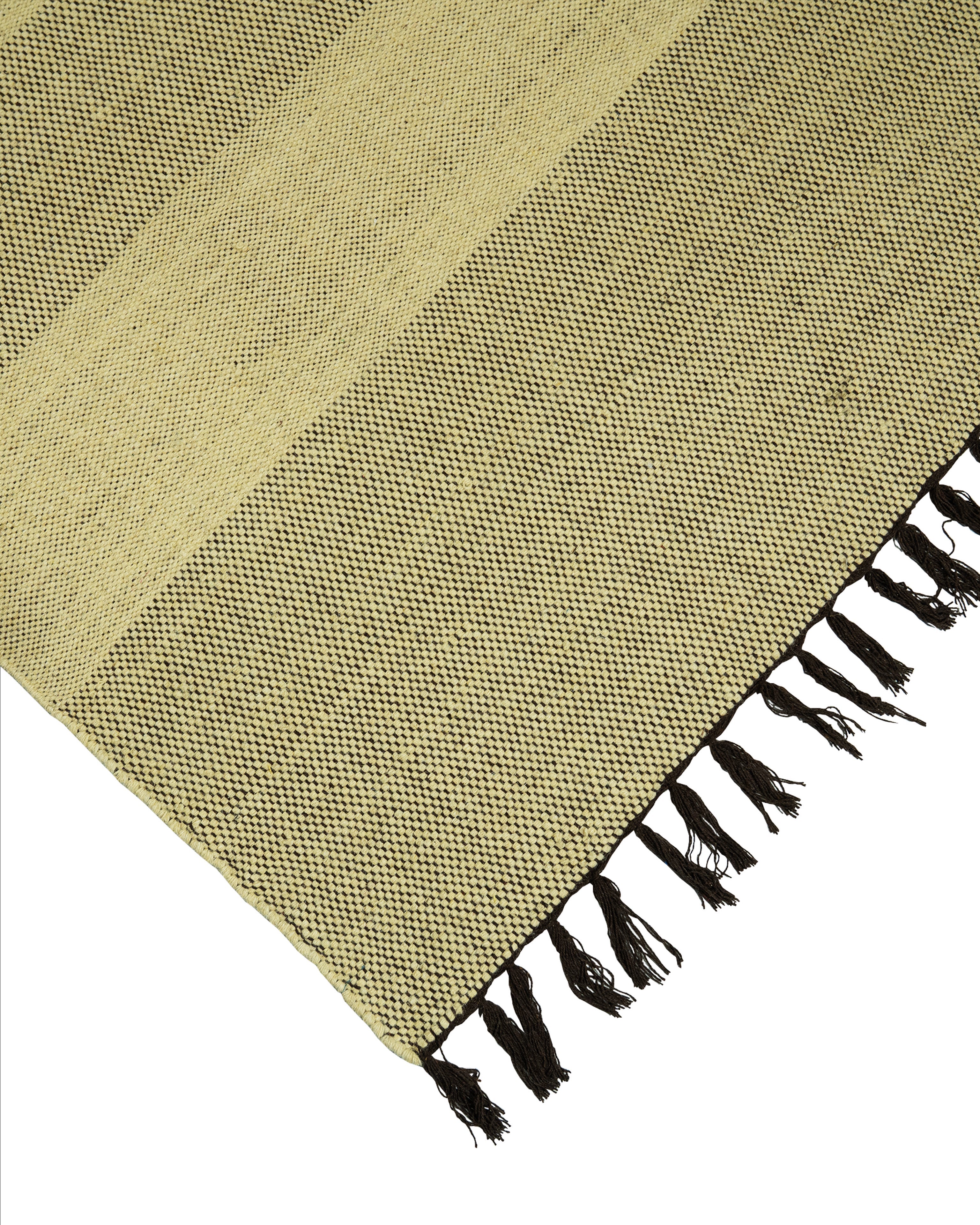 Dakha Wool Handwoven Cola Rug